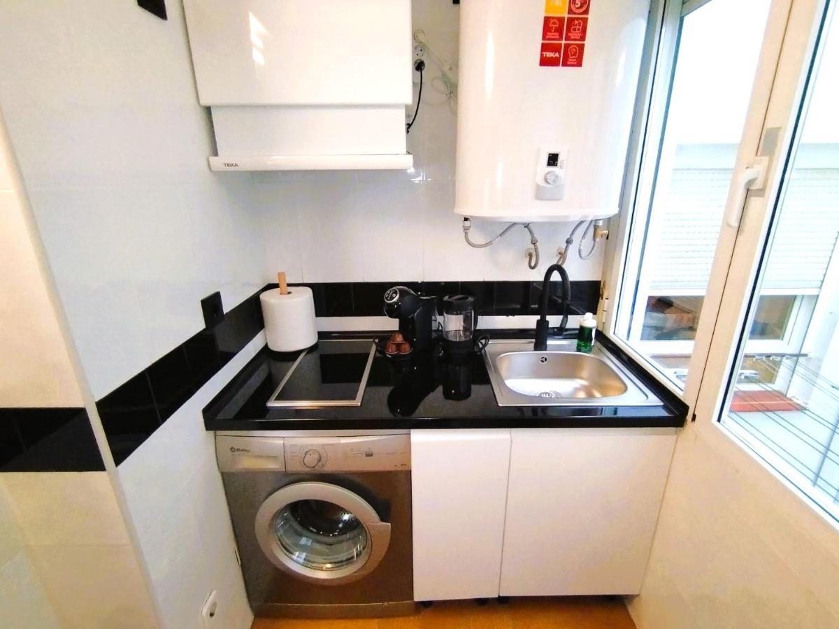 Puerta Del Sol - Apartamento Para 4 Madrid Luaran gambar