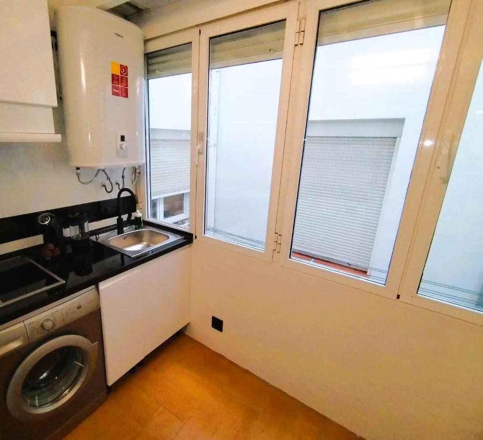 Puerta Del Sol - Apartamento Para 4 Madrid Luaran gambar